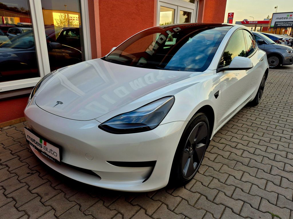 Tesla Model 3 STANDARD RANGE 208kw RWD SOH 95,5%