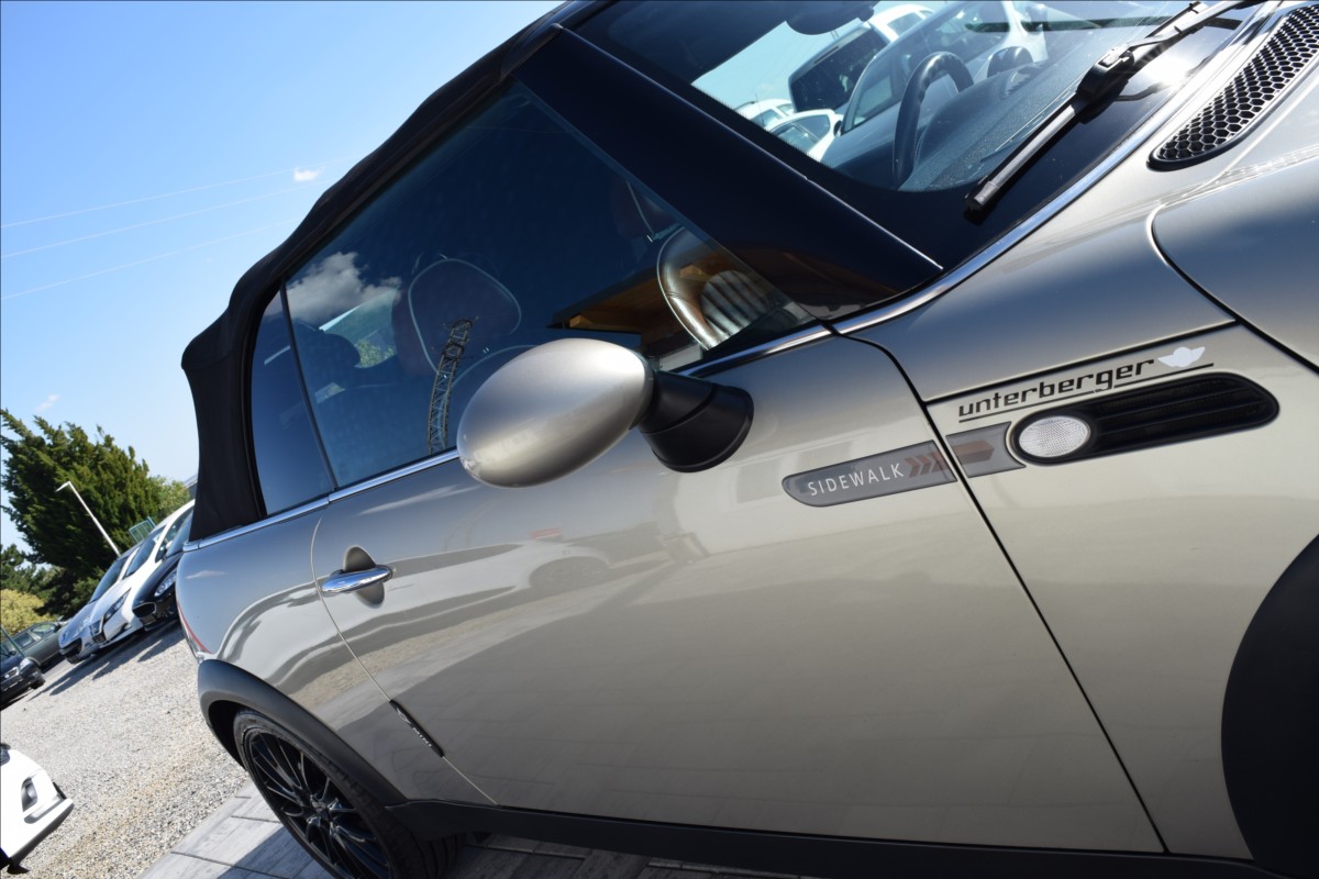 mini-cooper-1-6-i-66kw-cabrio-limit-edice - 8