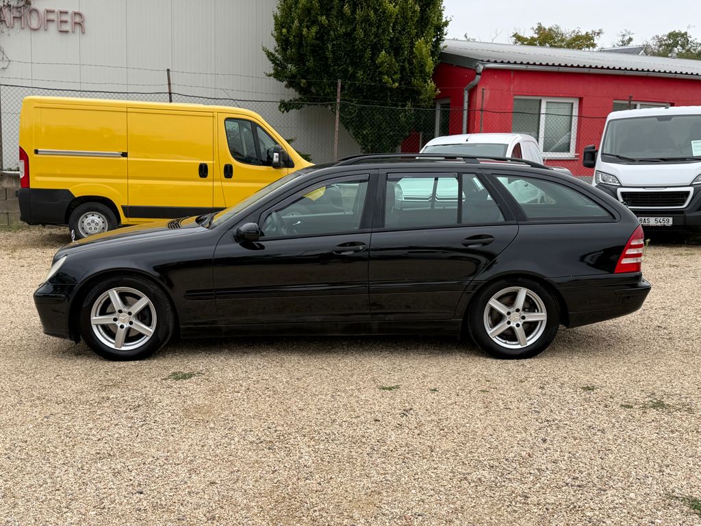 mercedes-benz-tridy-c-c-220-cdi-avantgarde - 1