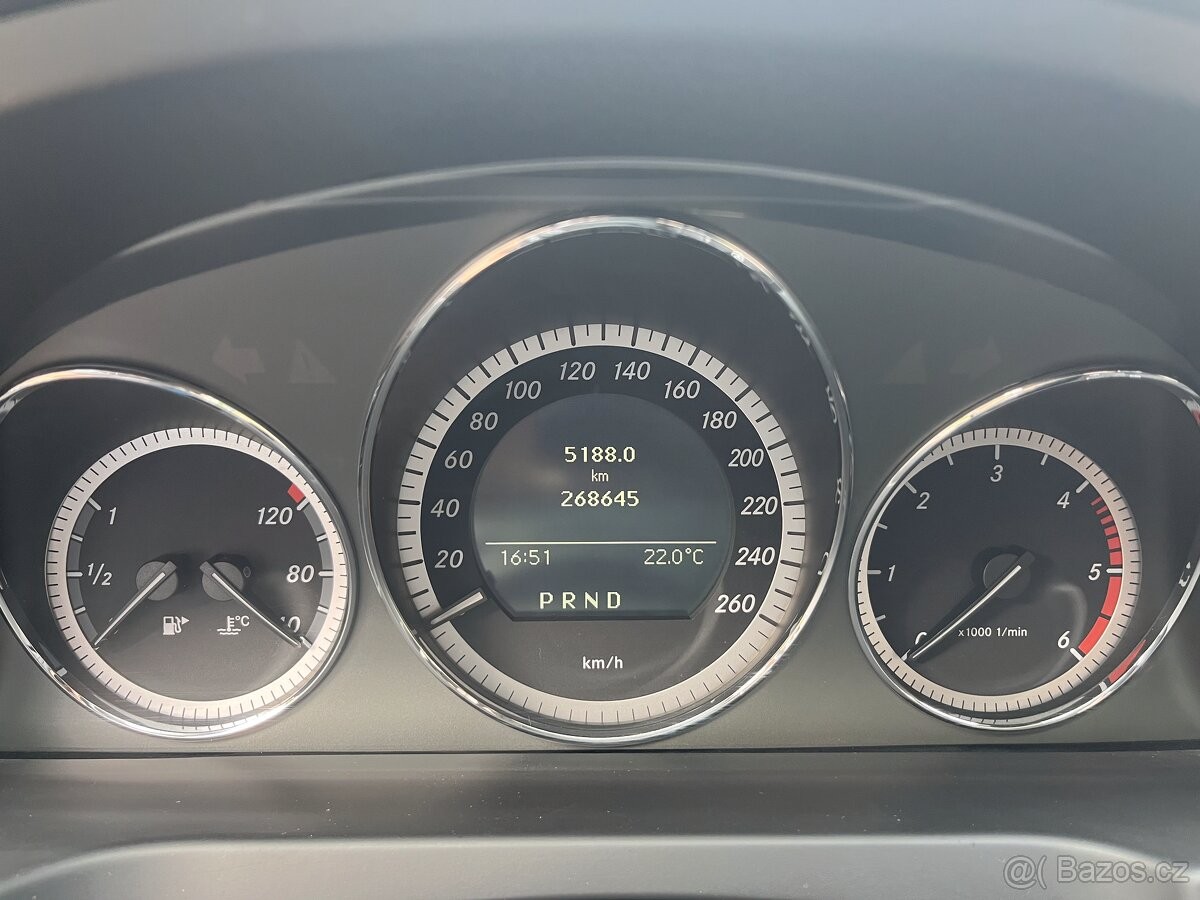 mercedes-benz-tridy-c-c350-cdi-v6-17okw-r-v-2010 - 9