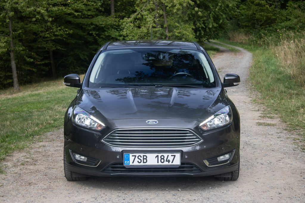 ford-focus - 1