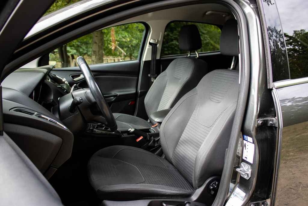 ford-focus - 8