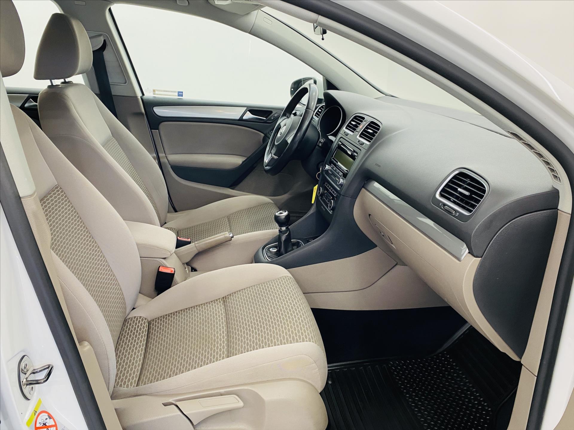 volkswagen-golf-2-0-tdi-103kw-4x4 - 7