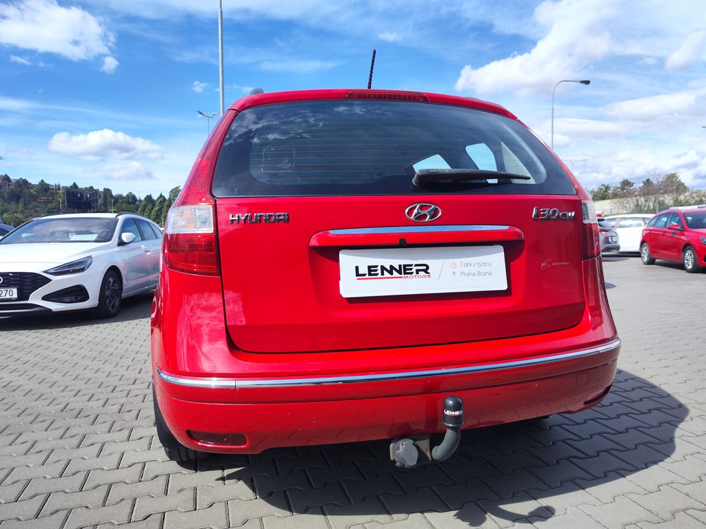 hyundai-i30-1-6-cvvt-92kw-made-in-czech - 9