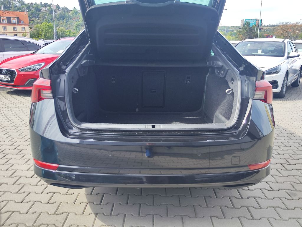 skoda-octavia-1-5-tsi-110kw-e-tec-style-dsg - 8