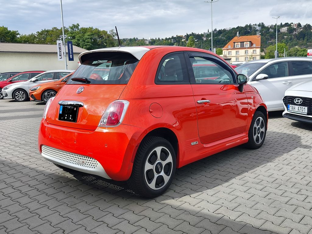 fiat-500e-ev-83kw-a-t-digi-klima - 4