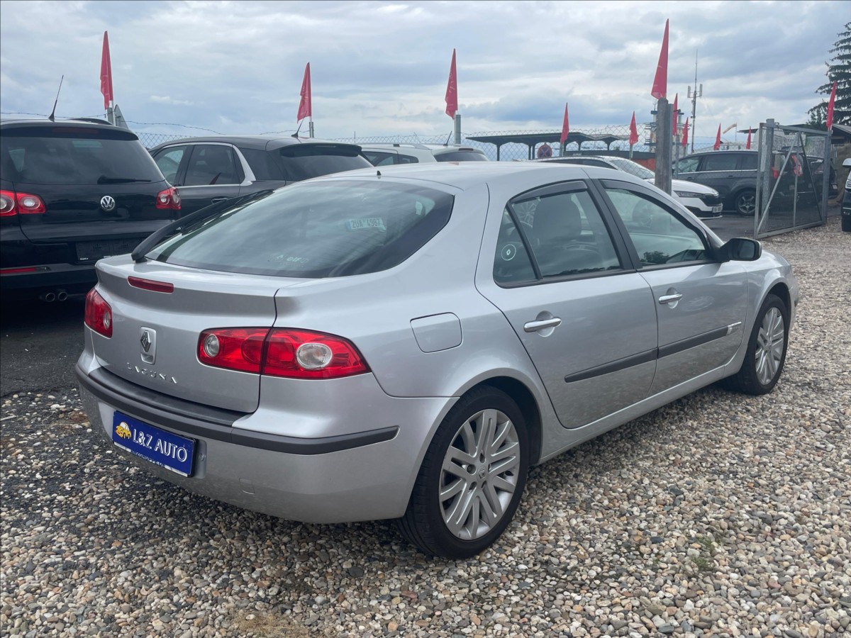 renault-laguna-2-0-16v - 5