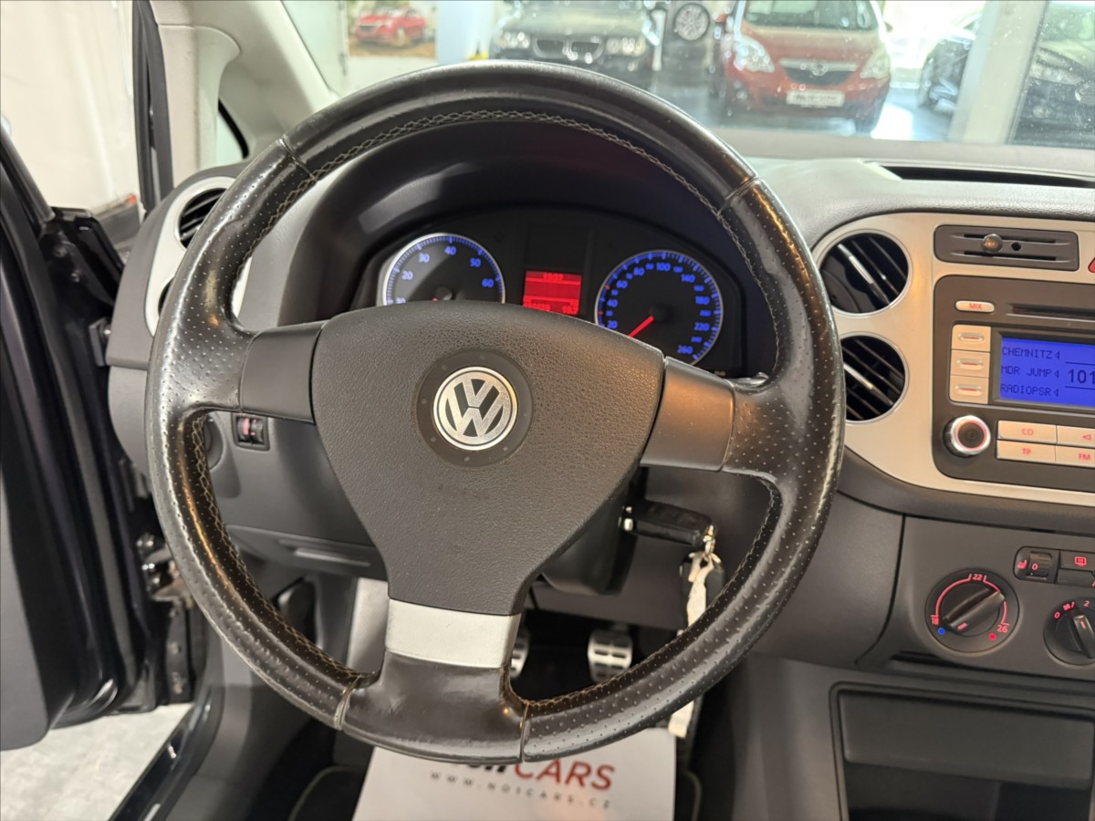 volkswagen-golf-plus-1-4-tsi-103kw-cross-vyhrev - 7
