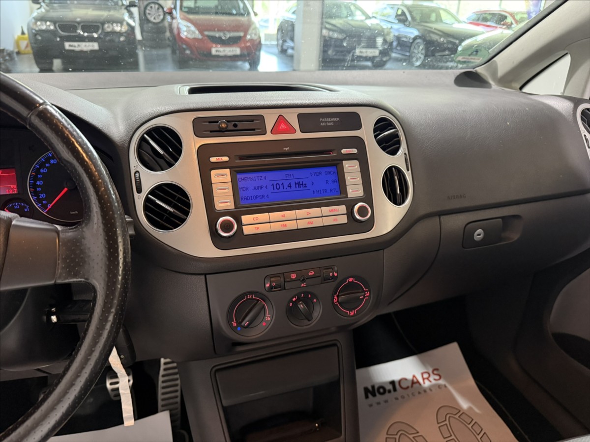 volkswagen-golf-plus-1-4-tsi-103kw-cross-vyhrev - 9