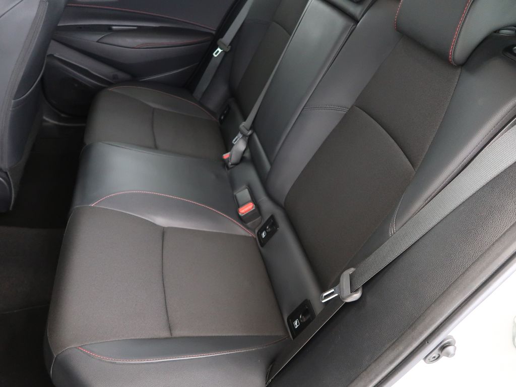 toyota-corolla-2-0-hev-112kw-gr-sport-jbl - 9