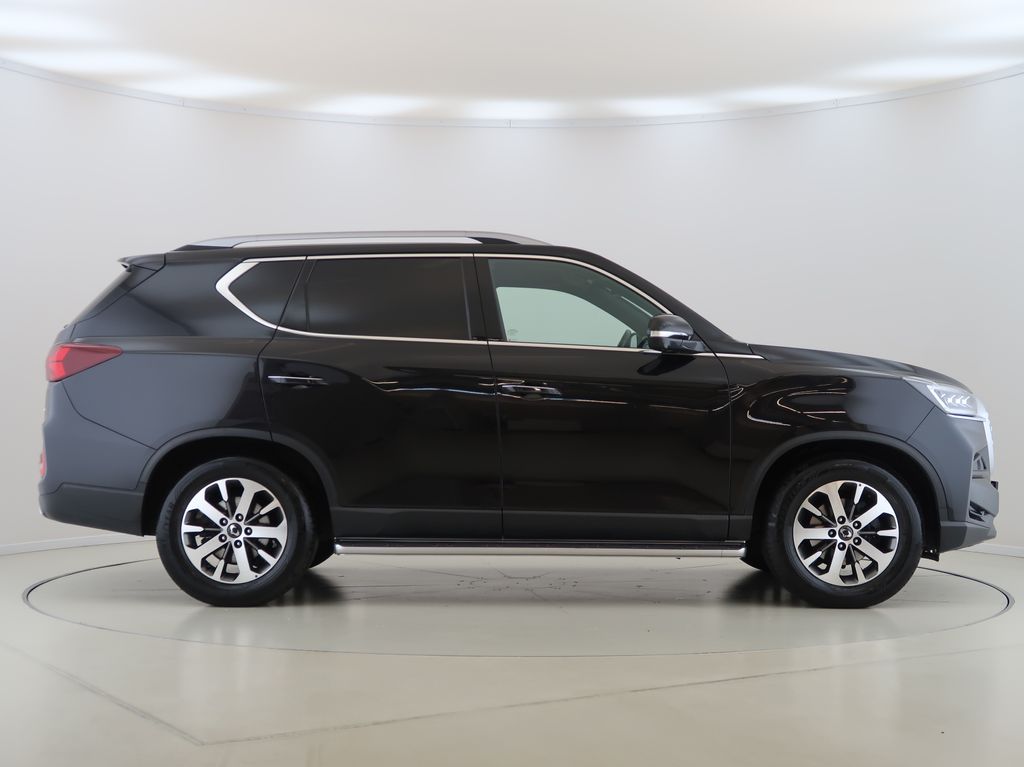 ssangyong-rexton-2-2e-xdi-at-4x4-cz-executive - 3