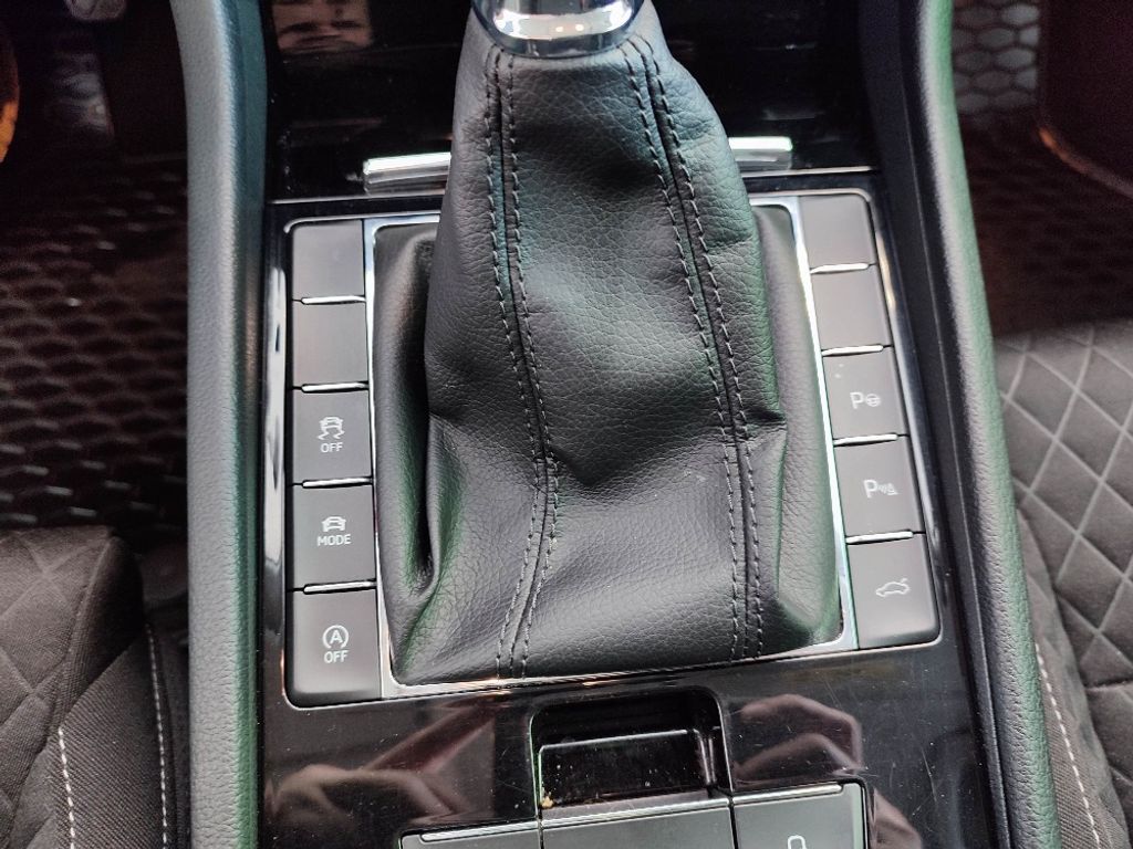 skoda-superb-2-0tdi-110kw-4x4-man-dph - 8