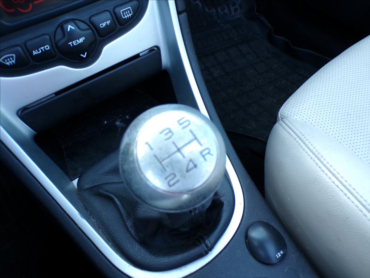 peugeot-307-2-0-cc-klima-taz-zar - 9