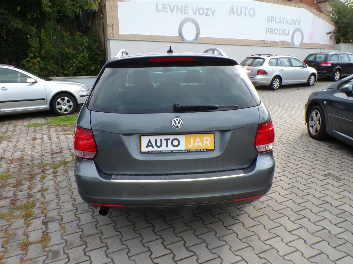 volkswagen-golf-variant-1-2-tsi-automat - 4