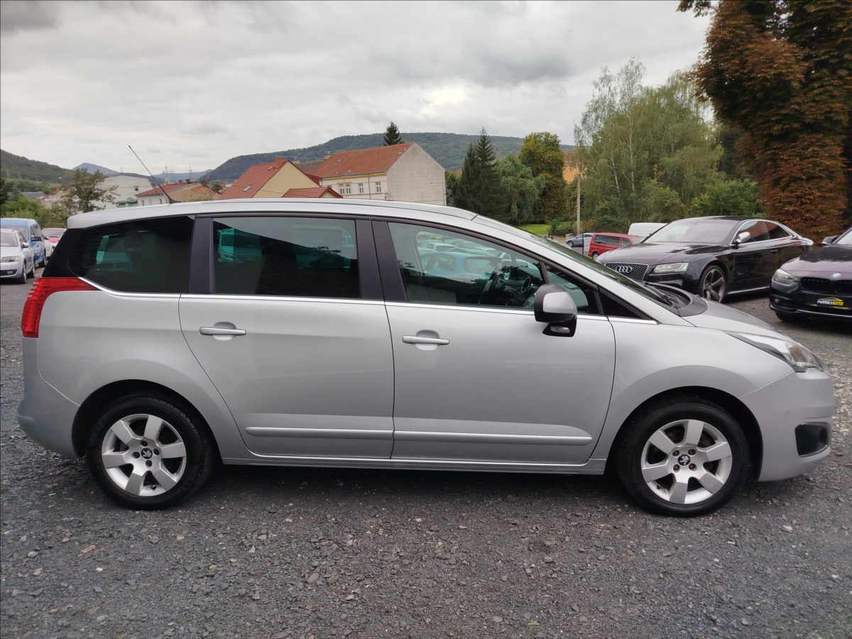 peugeot-5008-1-6-hdi-84-kw-automat-7-mist - 6
