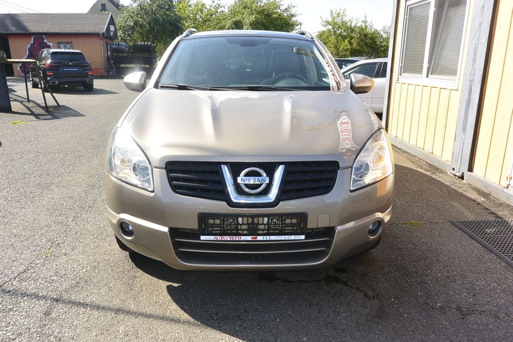 nissan-qashqai-2-0cdti-4wd-webasto-navi-p - 1