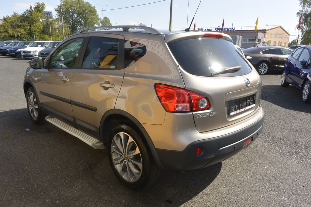 nissan-qashqai-2-0cdti-4wd-webasto-navi-p - 6