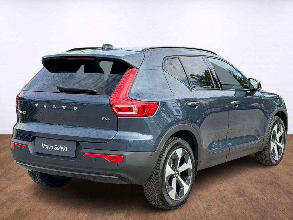 volvo-xc40-plus-b4-b4-360-acc-blis-full-led - 4