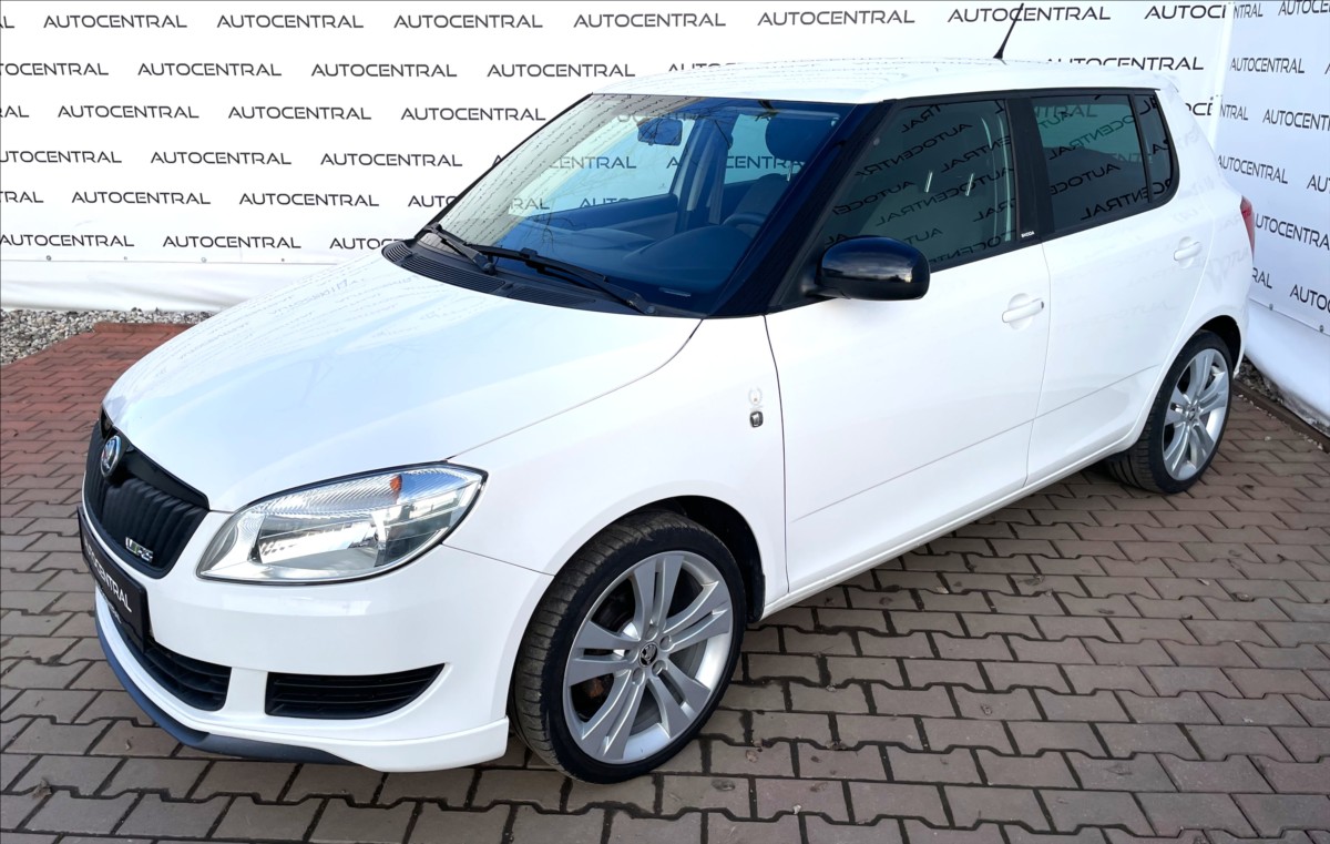 skoda-fabia-1-2-tsi-63kw-klima-po-servisu - 3