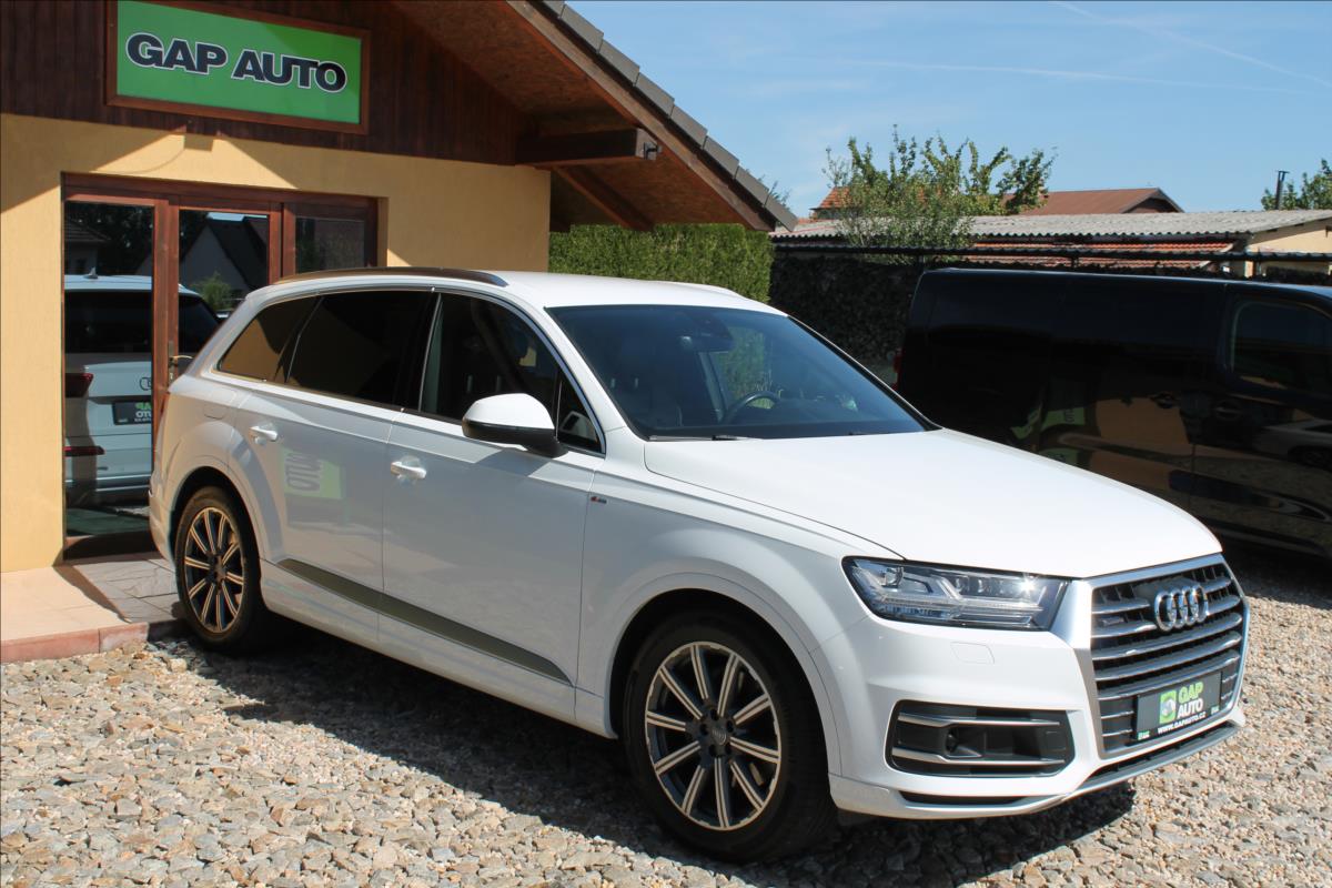 Audi Q7 3.0 TDI 200kW S-LINE ČR DPH
