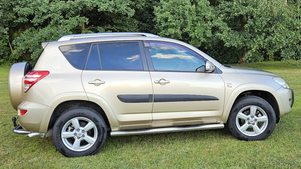 toyota-rav4-2-0-4x4-lpg-116-kw-kuze-tazne - 1