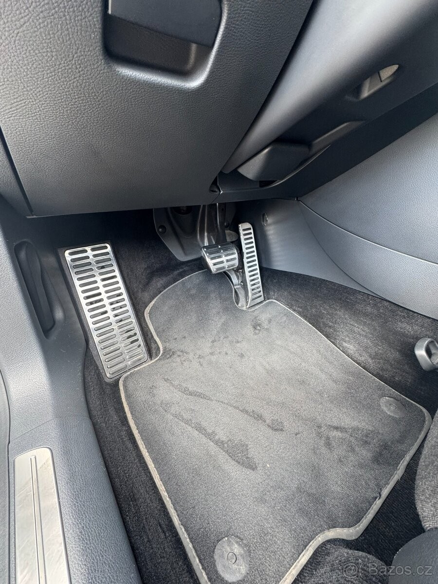 volkswagen-cc-2-0-tdi-125kw-dsg-4-motion - 9