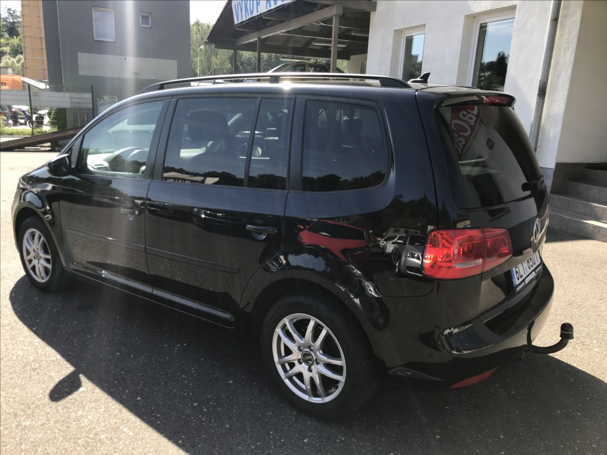 volkswagen-touran-1-4-tsi-103kw - 5