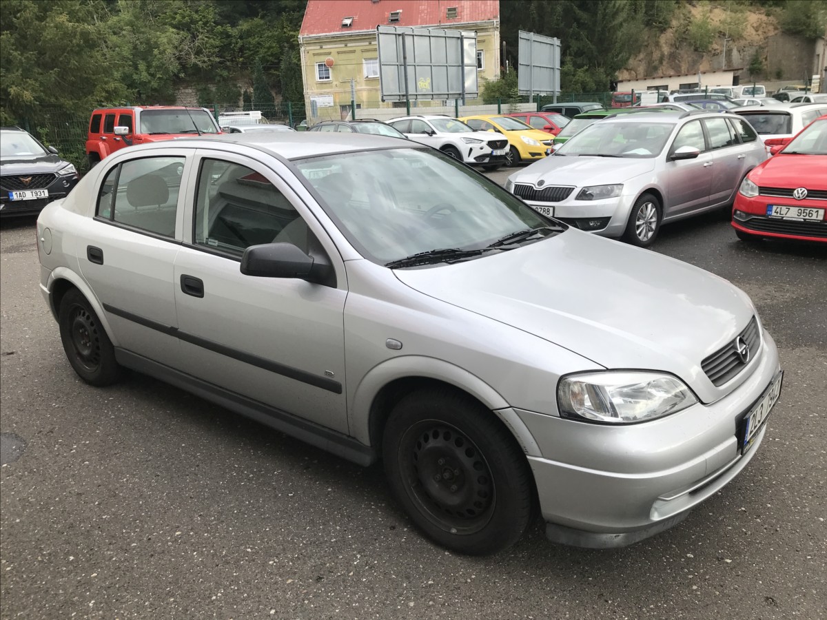 opel-astra-1-4-i-66kw-5dv-ac-62tkm - 3
