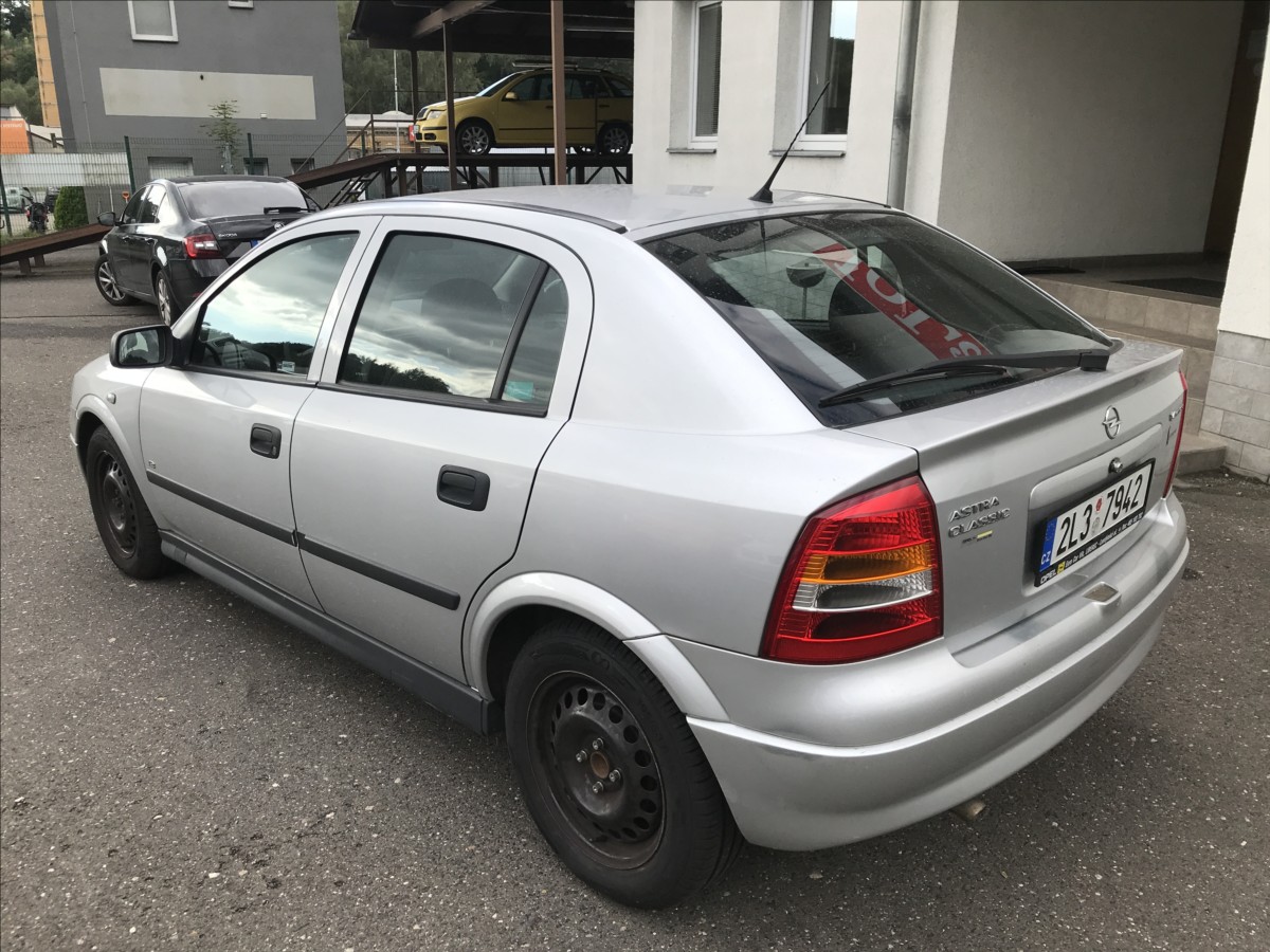 opel-astra-1-4-i-66kw-5dv-ac-62tkm - 5
