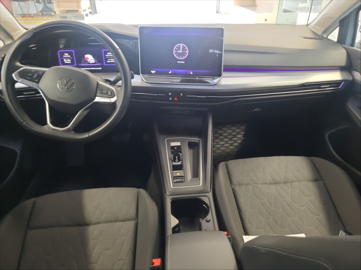 volkswagen-golf-variant-1-5-tsi-85kw-dsg-life - 5