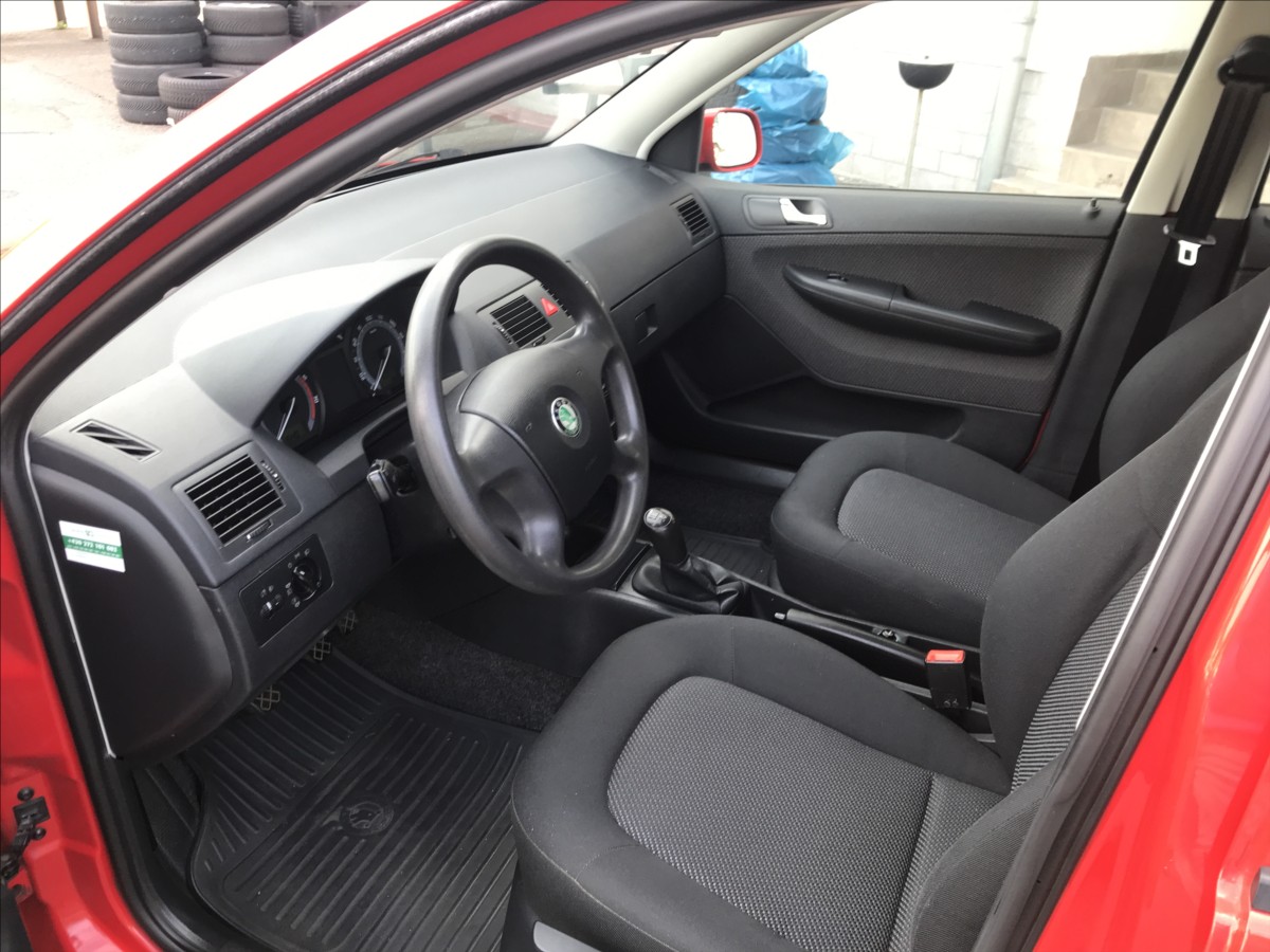 skoda-fabia-1-2-12v-combi-47kw-top-top-top - 6