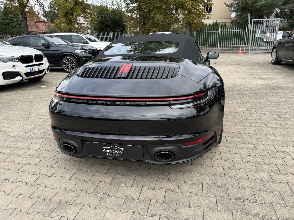 porsche-911-992-carrera-s-sport-chrono - 3