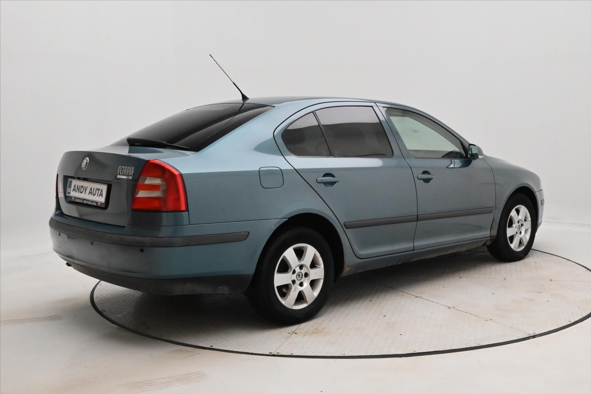 skoda-octavia-1-9-tdi-77kw-stk-do-3-2028 - 4