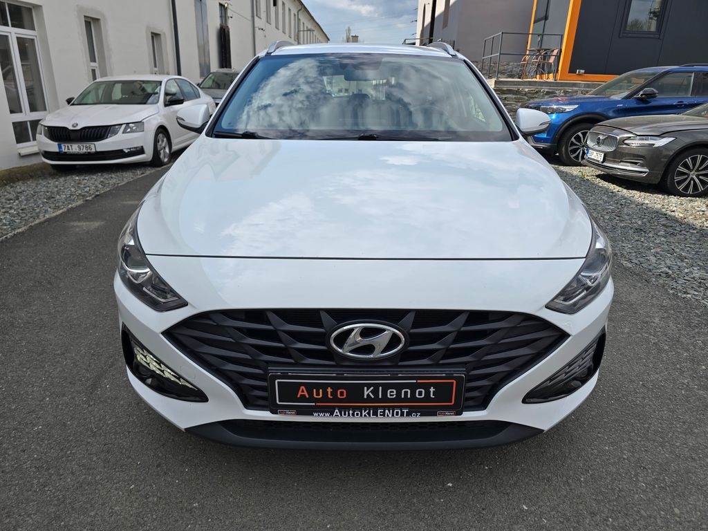 hyundai-i30-1-5i-comfort-led-kamera-navi - 2