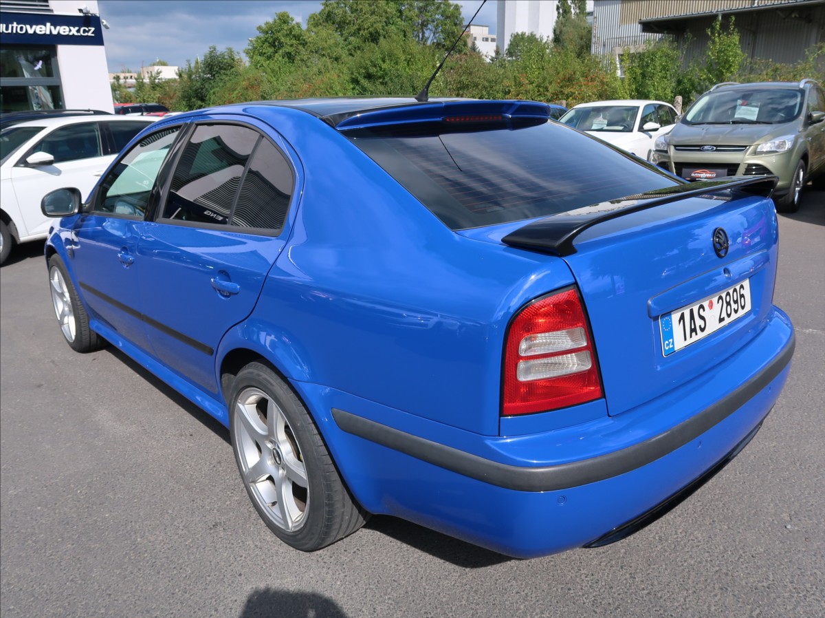 skoda-octavia-1-9-tdi-novecr-rspaket-xenony - 3