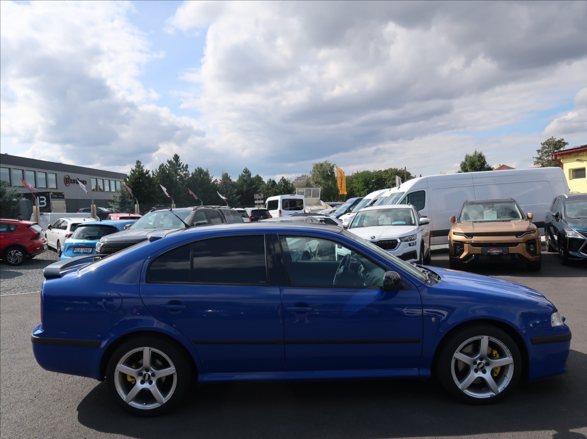 skoda-octavia-1-9-tdi-novecr-rspaket-xenony - 4