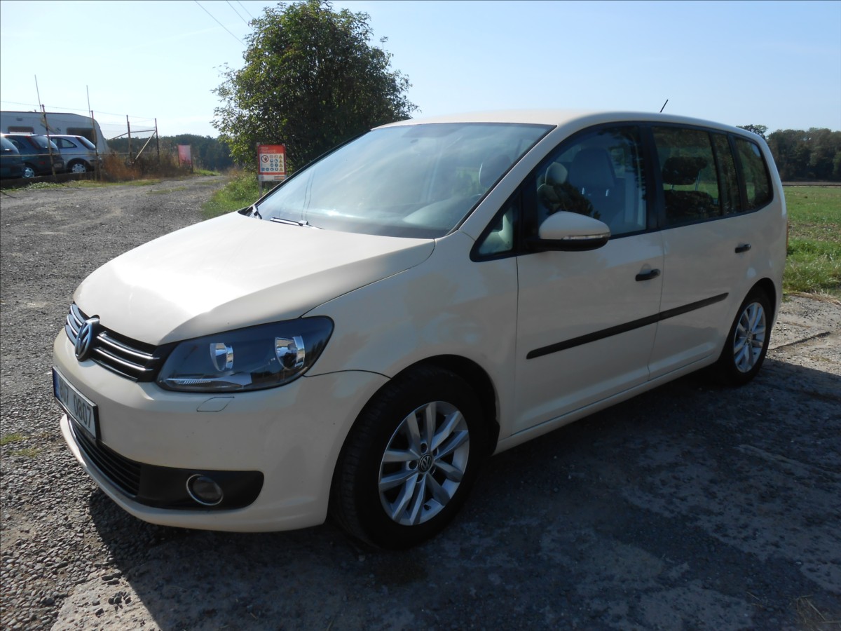 volkswagen-touran-1-6-tdi-66-kw-historie-klima - 1
