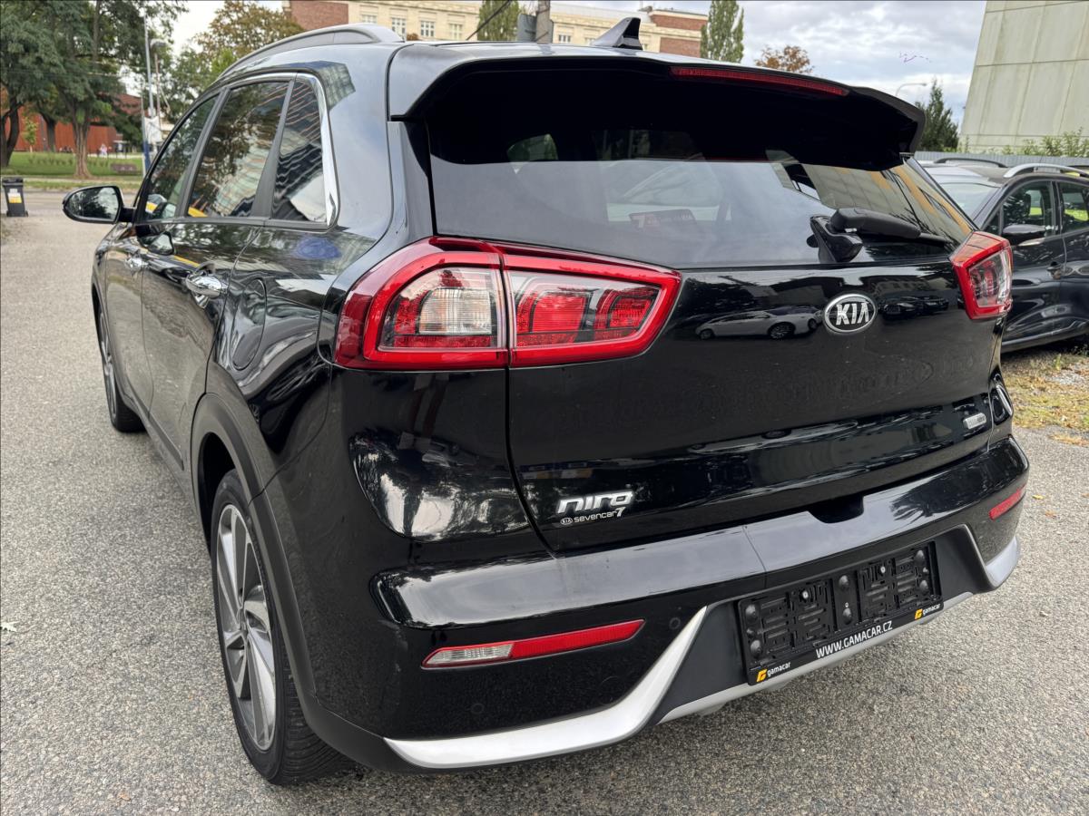 kia-niro-1-6-1-majitel - 5