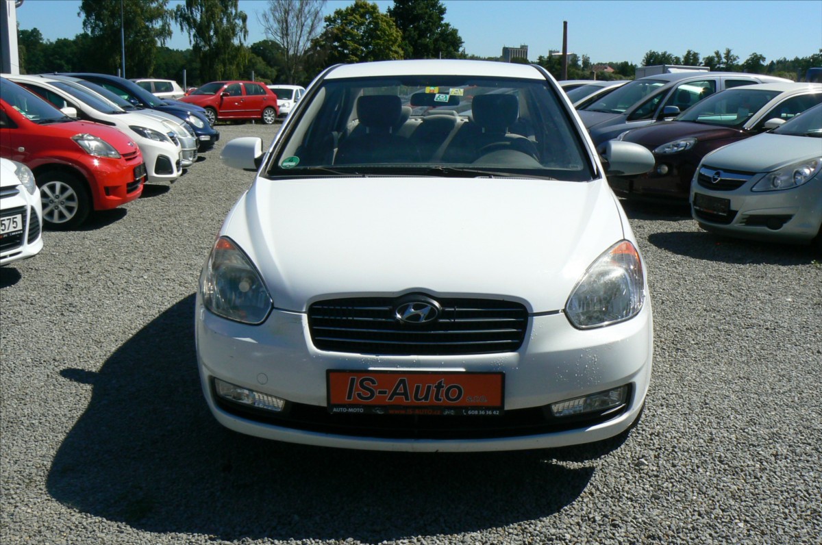 hyundai-accent-1-5-crdi - 2