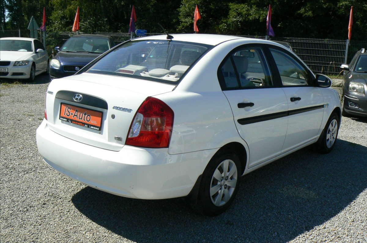 hyundai-accent-1-5-crdi - 3