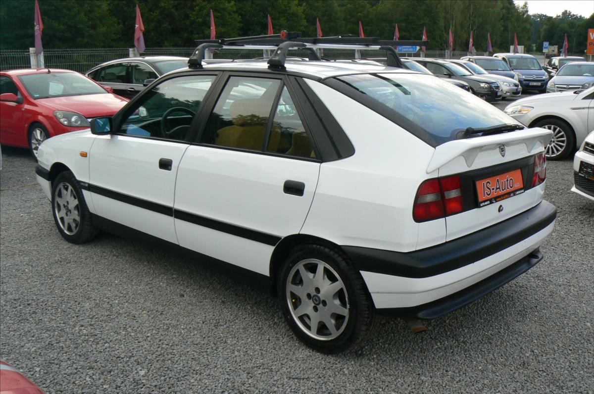 lancia-delta-2-0-16v-super-stav - 4