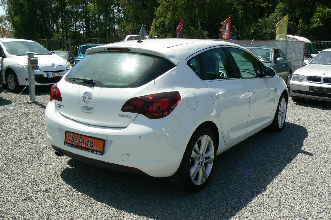 opel-astra-1-4-t-sport-kroupy - 5
