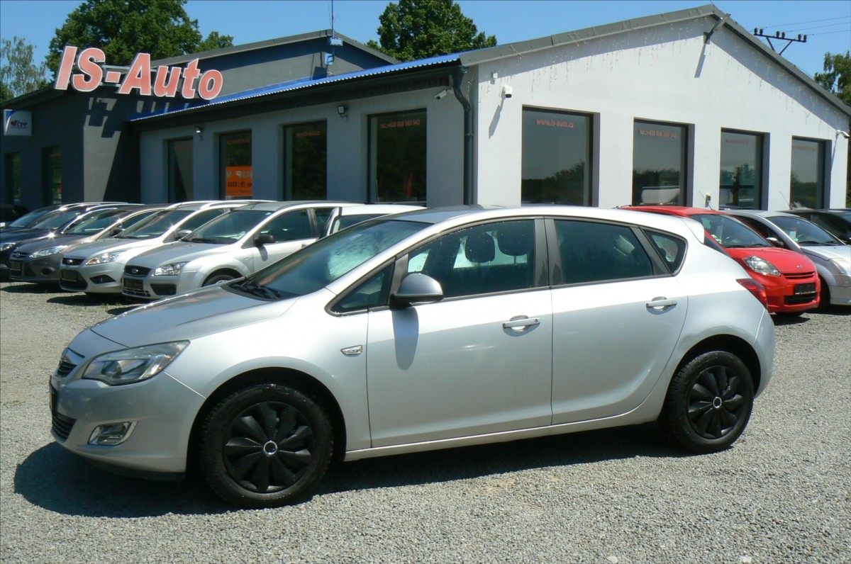 Opel Astra 1,6 i