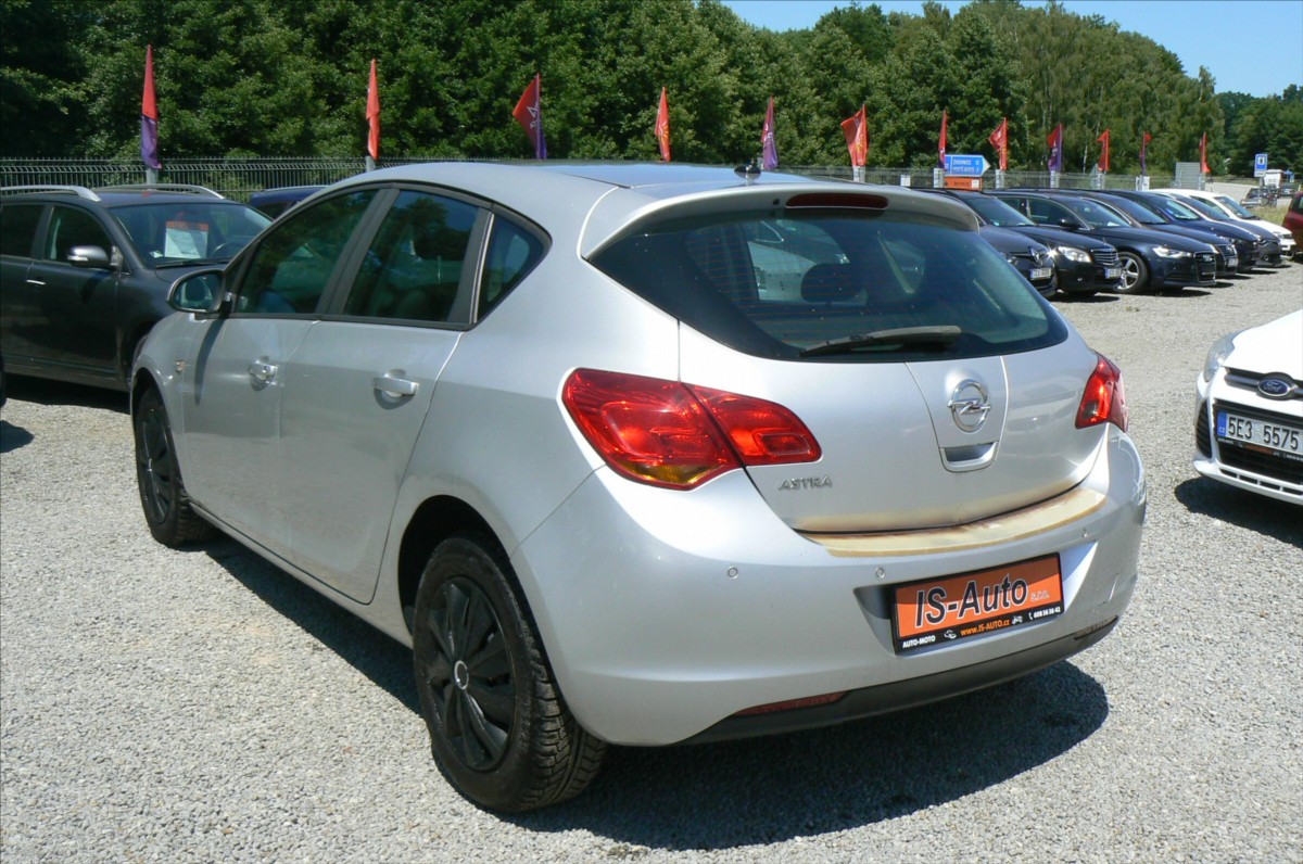 opel-astra-1-6-i - 2