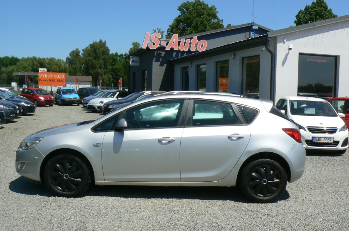 opel-astra-1-6-i - 6