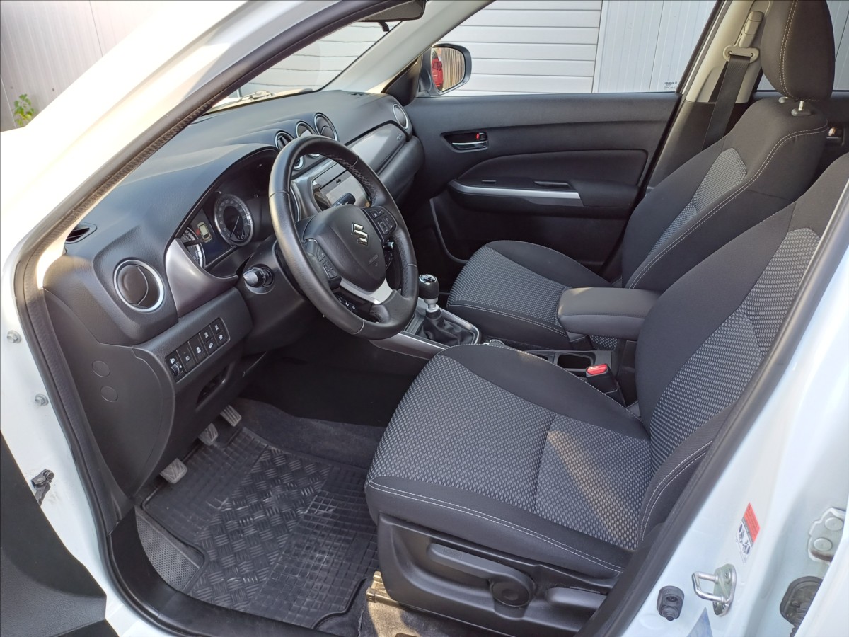 suzuki-vitara-1-4-premium-4x4 - 9