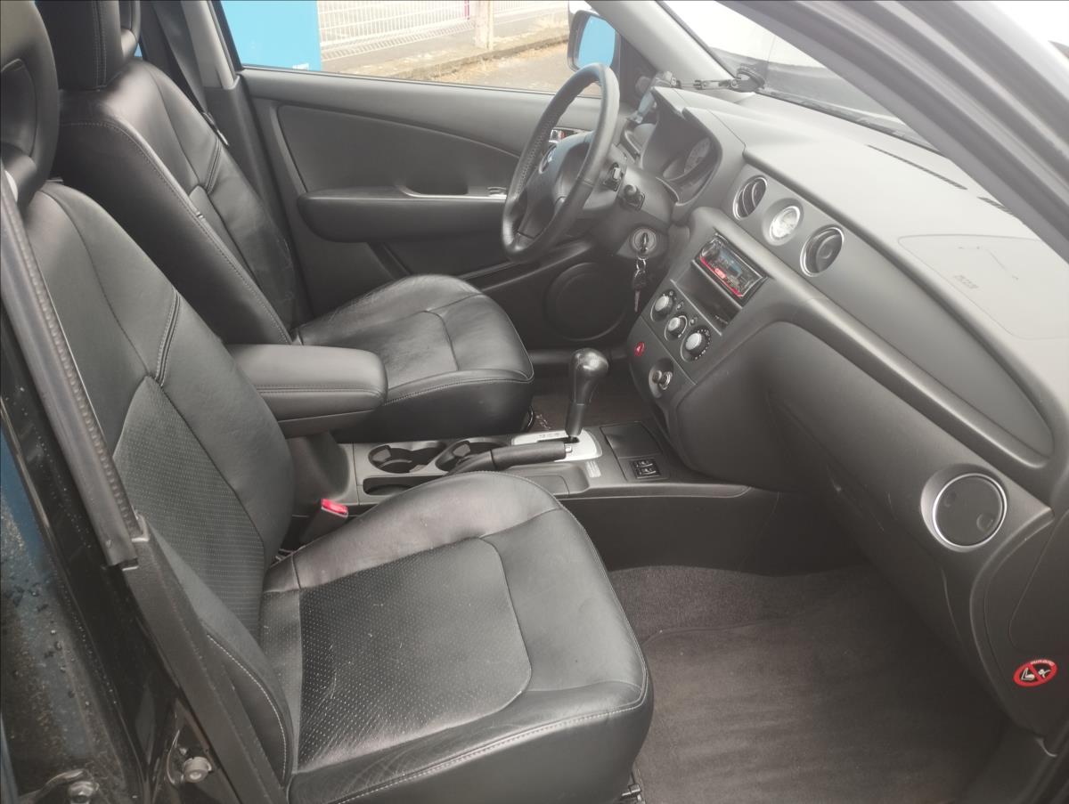 mitsubishi-outlander-2-4-i-118kw-4x4-automat - 7