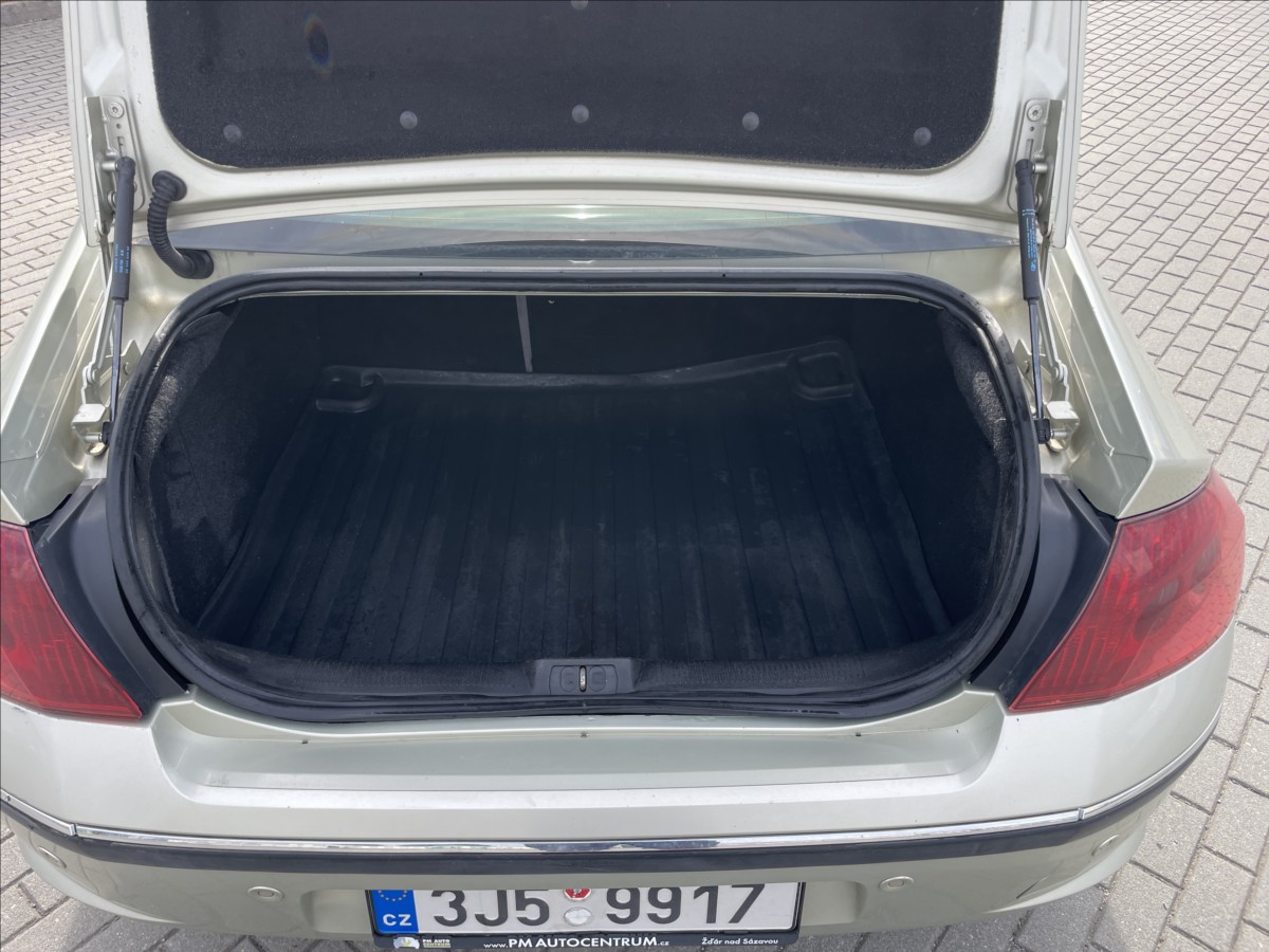 peugeot-407-2-0-hdi-100kw-esp-tempomat-2sady-kol - 8