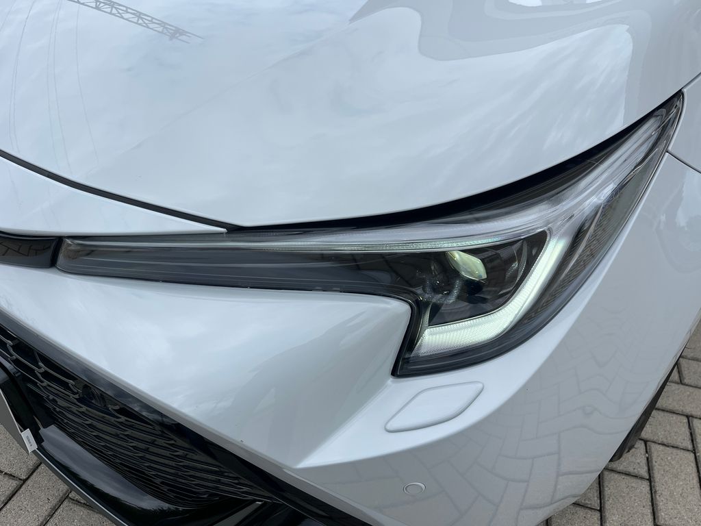 toyota-corolla-2-0-hev-gr-sport-dynamic-jbl - 9