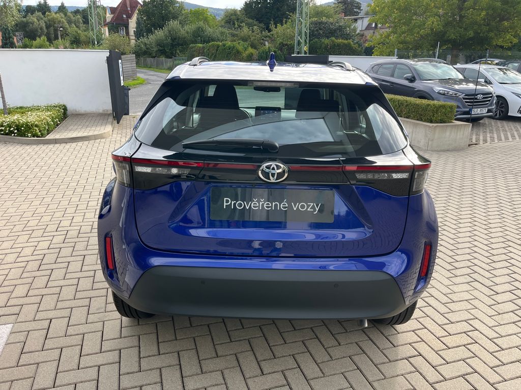 toyota-yaris-cross-1-5-hybrid-e-cvt-comfort - 4